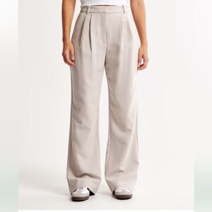 A&F Sloane Tailored Wide Leg Pant